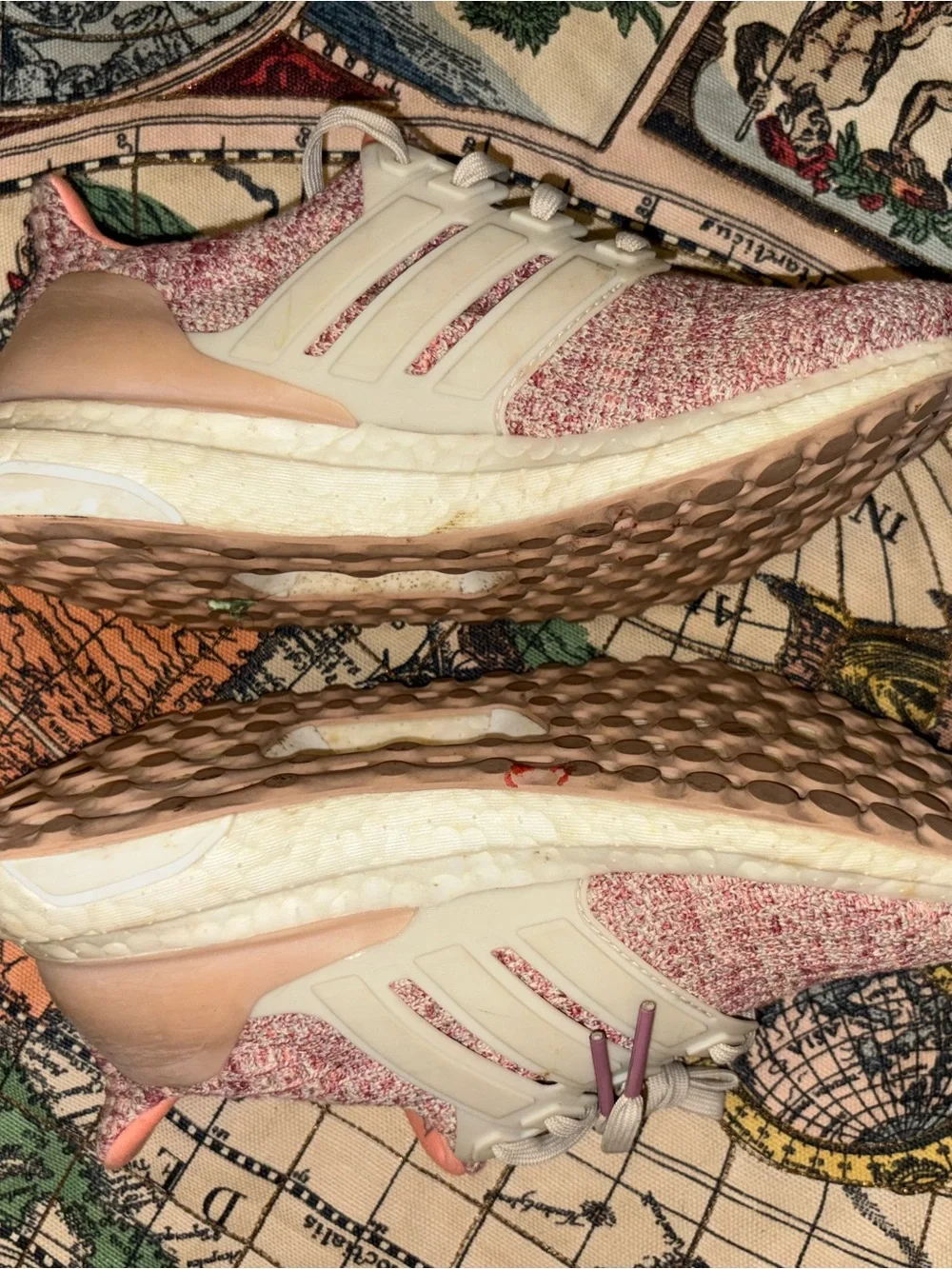 Women’s Lightweight Knit Running Sneakers in Pink-Coral